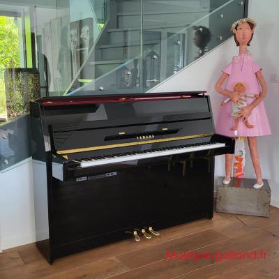 Disponible :  Piano YAMAHA  B1-SC2 SILENT NOIR 110cm