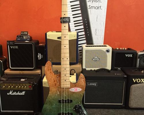 Bacchus guitar