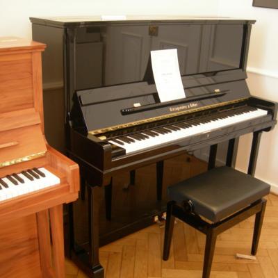 Piano neuf Steingraeber & Söhne CONCERT-138K-NB noir brillant
