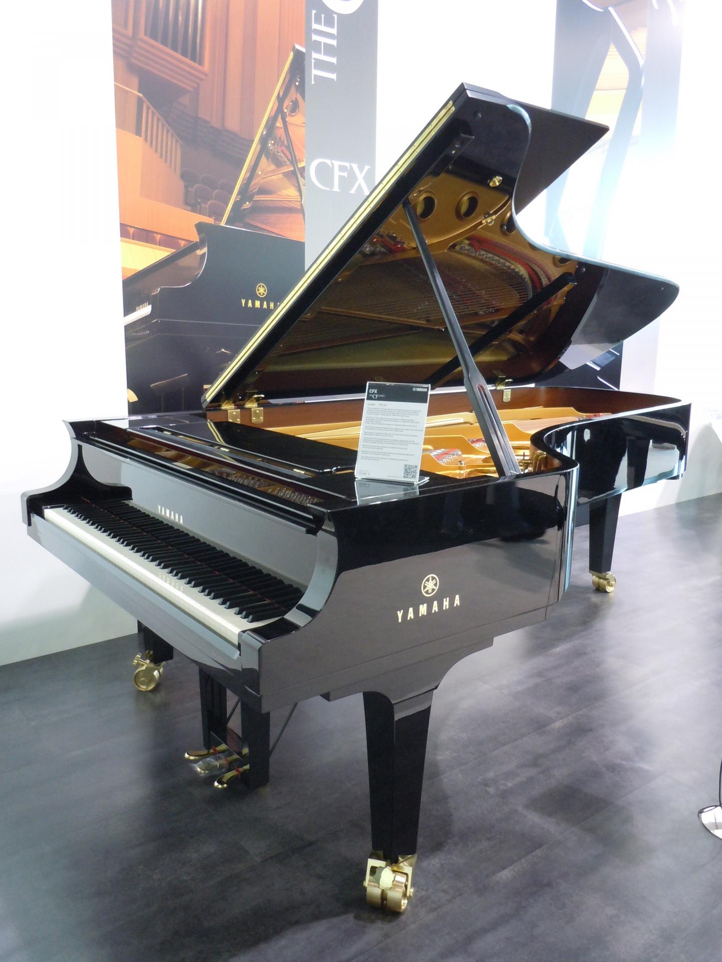 Yamaha C6X Piano 1/2 queue acoustique