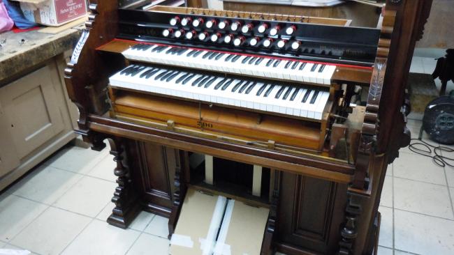 L' atelier des HARMONIUMS