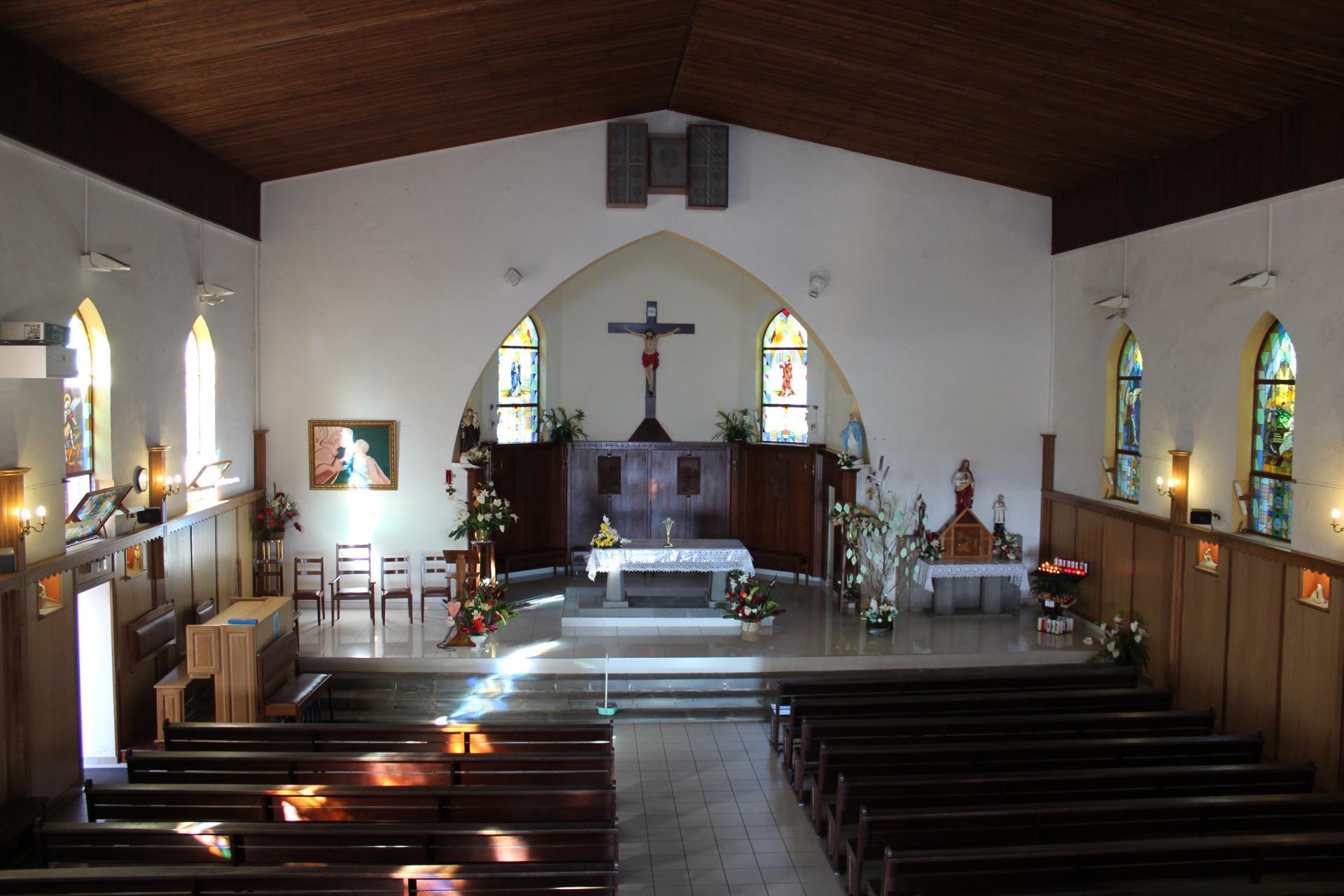 EGLISE St GABRIELLE de LA MONTAGNE sur l'Ile de la Réunion ( Rembrandt 350 )