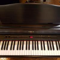 Roland hp3e 3 
