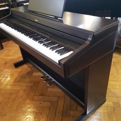 Disponible : ROLAND piano numérique d'occasion HP3e