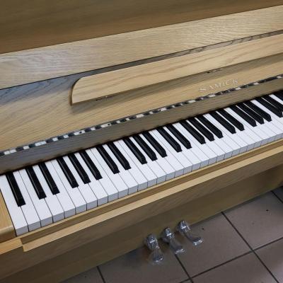 Piano neuf SAMICK HARMONIE  118cm chêne