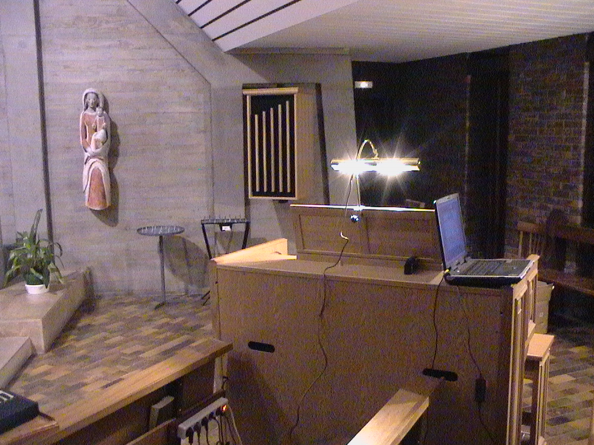 EGLISE St Alphonse( 1975 ) de VOGELGRUNN ( orgue Sweelinck 2 claviers )