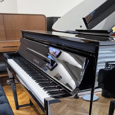 Yamaha avantgrand 1 