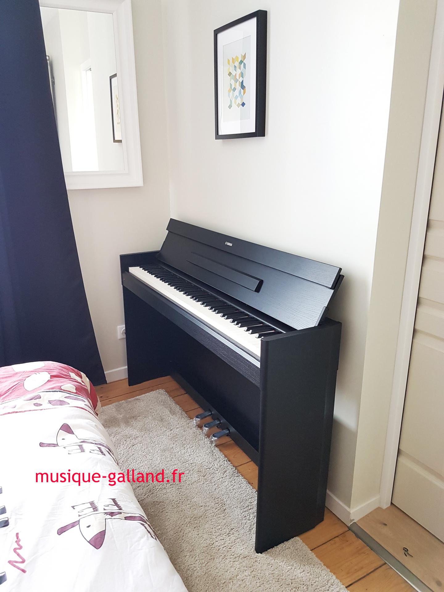 YAMAHA YDPS55B Piano meuble Arius 88 touches Noir